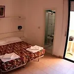 Hotel Sacramora