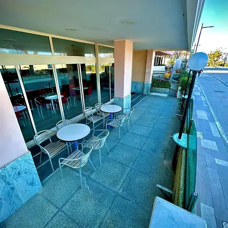 莎古拉莫拉酒店 3*