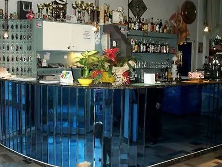 莎古拉莫拉酒店 3*